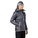 Hannah-Ary-dunjakke slant model open top 1