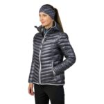 Hannah-Ary-dunjakke slant model open top 2